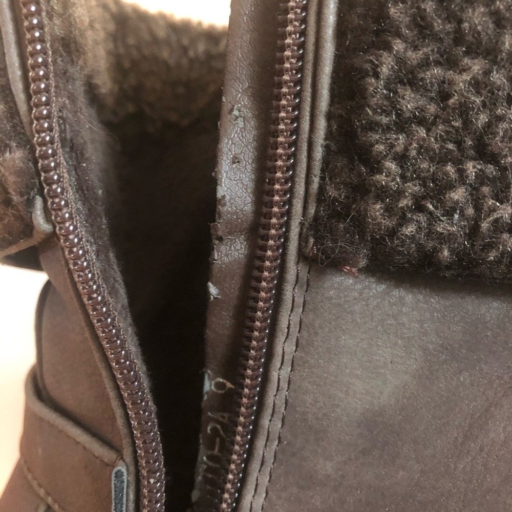 Faux fur trimmed, ankle boots NWOT - Picture 4 of 5
